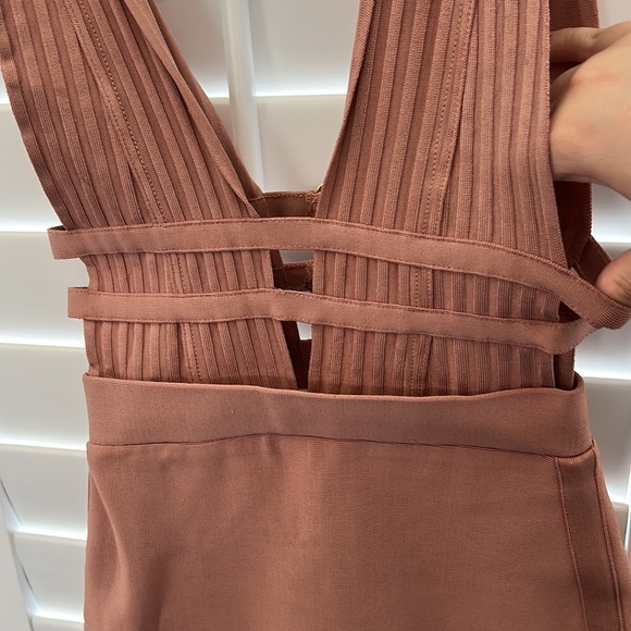 House of CB Tan Dress (XS) - Picture 4 of 8